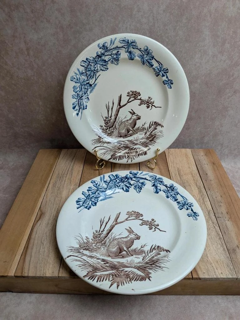 Conjunto de 2 pratos policromos Terra de Fer Clairefontaine modelo Caça decoração lebre – photo 2